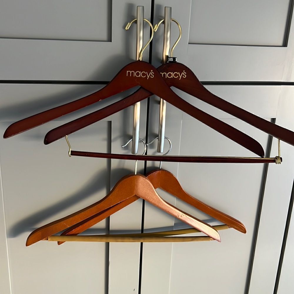 Wooden hangers bundle